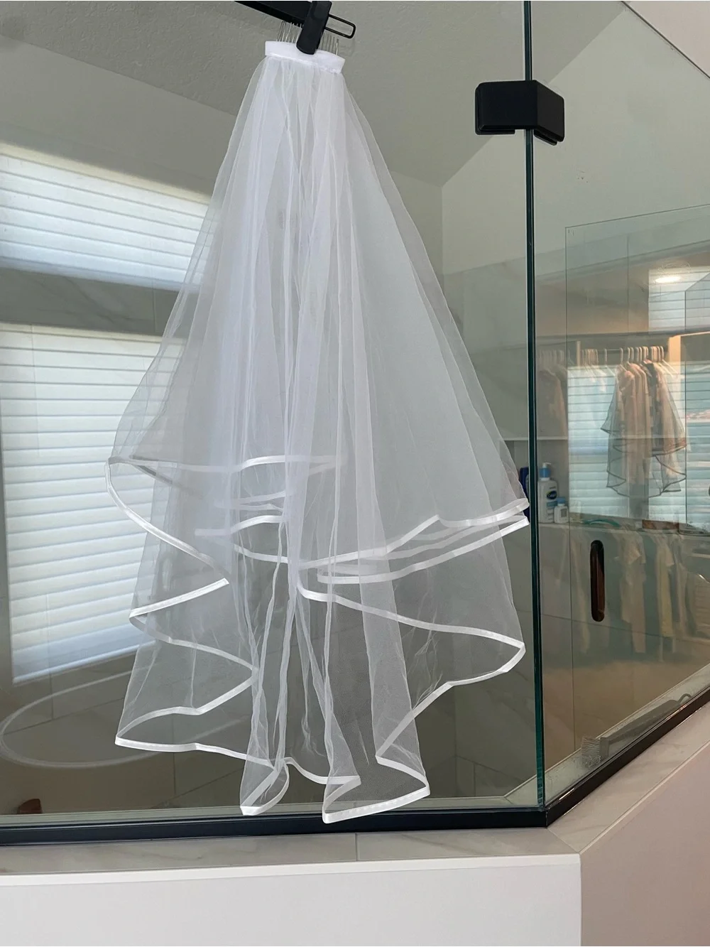 White Bridal Veil with Ribbon Edge - Unbranded